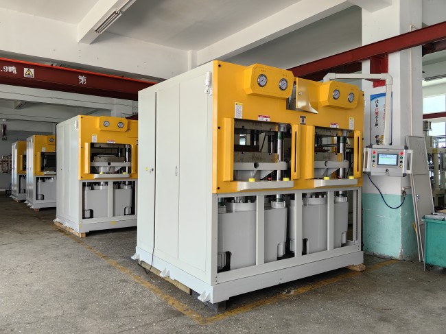 纖維熱壓成型機(jī)-關(guān)注碳纖維、玻纖制品熱壓成型