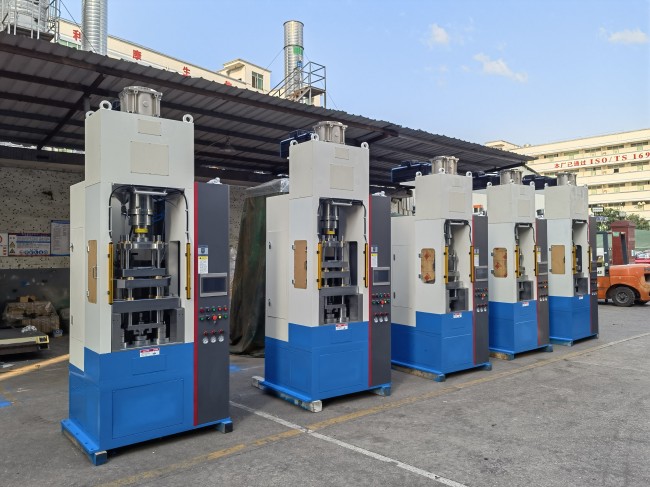 粉末伺服成型機(jī)在電動(dòng)汽車、鋰電池、光伏產(chǎn)品中的應(yīng)用